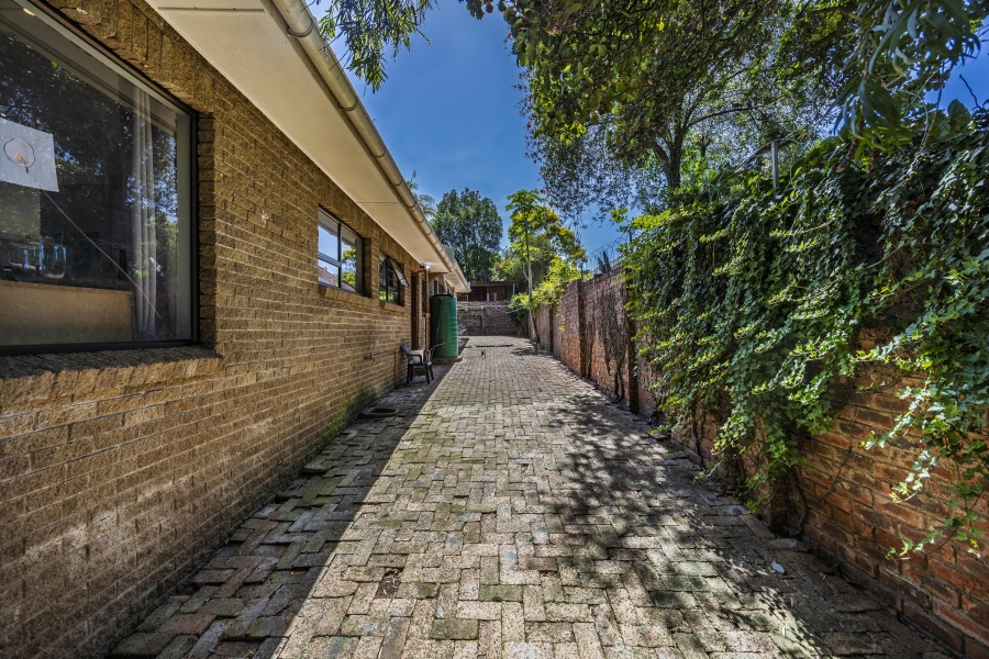 4 Bedroom Property for Sale in Nahoon Valley Park Eastern Cape